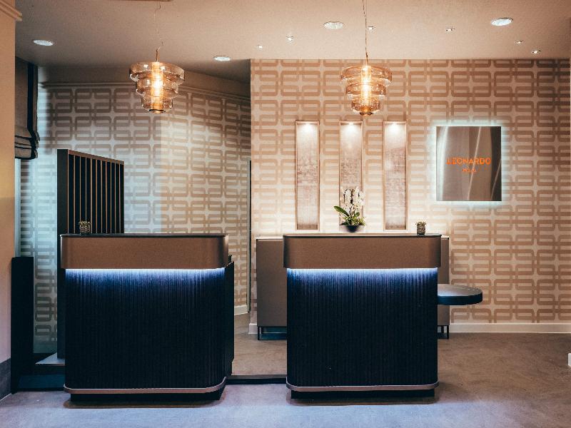 Leonardo Hotel Köln - Lobi