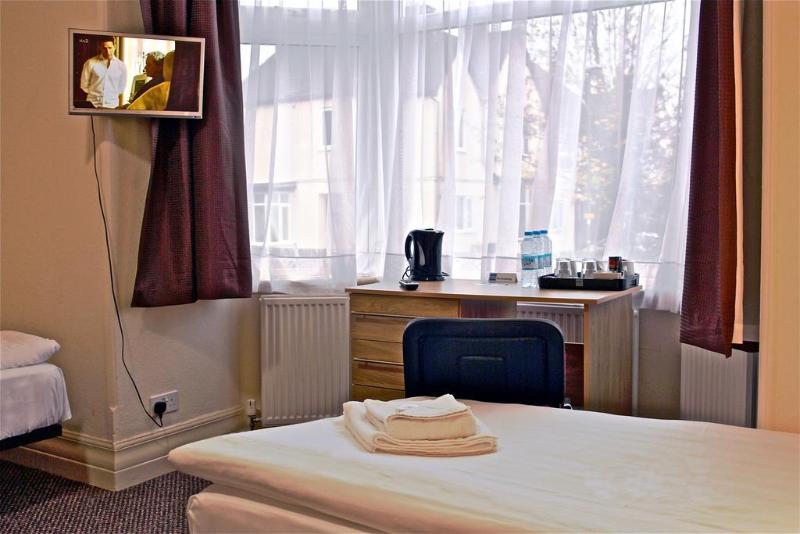 Central Hotel Golders Green - Oda
