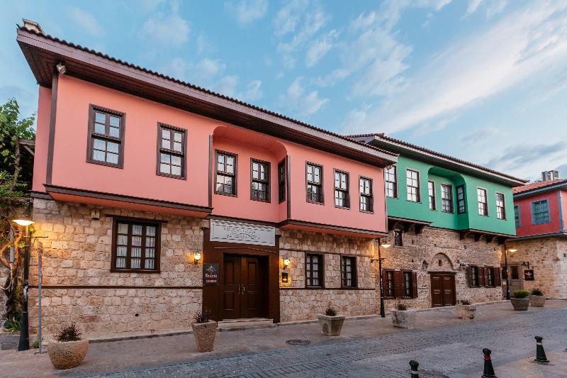 Kaucuk Hotel - Genel