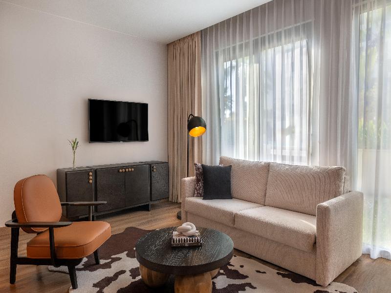 Staybridge Suites Abu Dhabi Yas Island - Oda