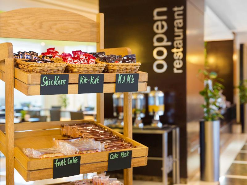 Ibis Muscat - Restoran