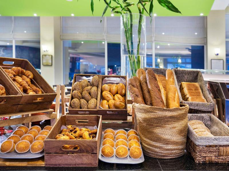 Ibis Muscat - Restoran