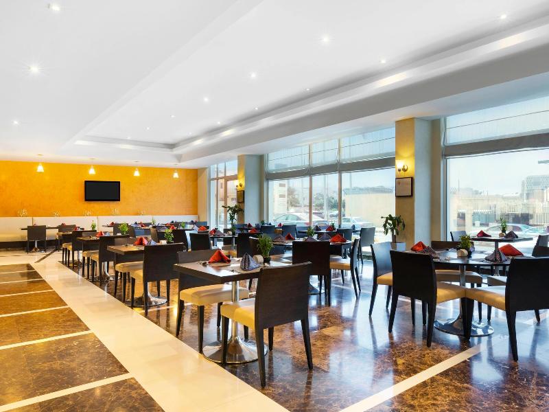 Ibis Muscat - Restoran