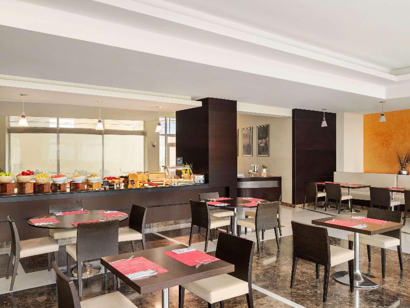 Ibis Muscat - Restoran