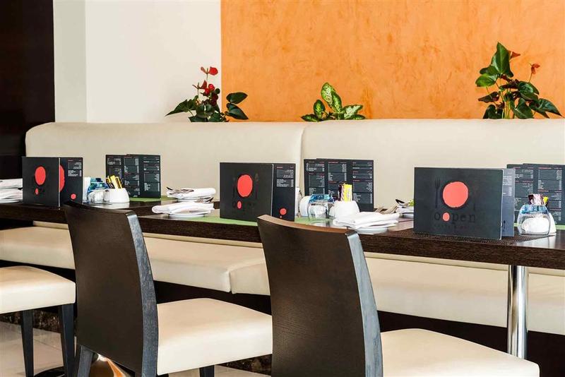 Ibis Muscat - Restoran