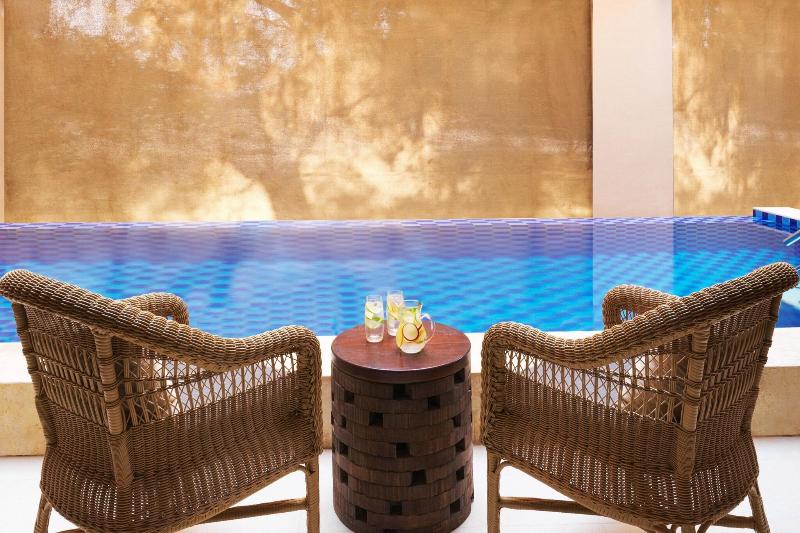 Al Wadi Desert, Ras Al Khaimah, Ritz-Carlton hotel - Havuz