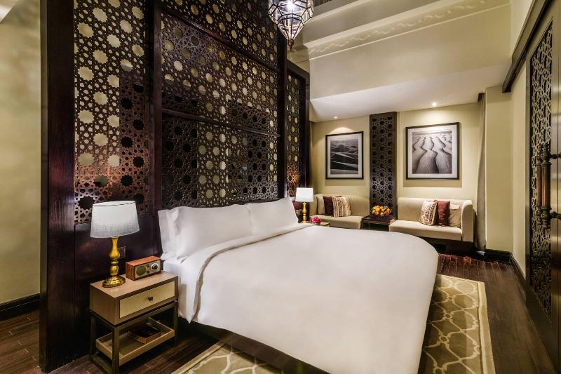 Al Wadi Desert, Ras Al Khaimah, Ritz-Carlton hotel - Havuz