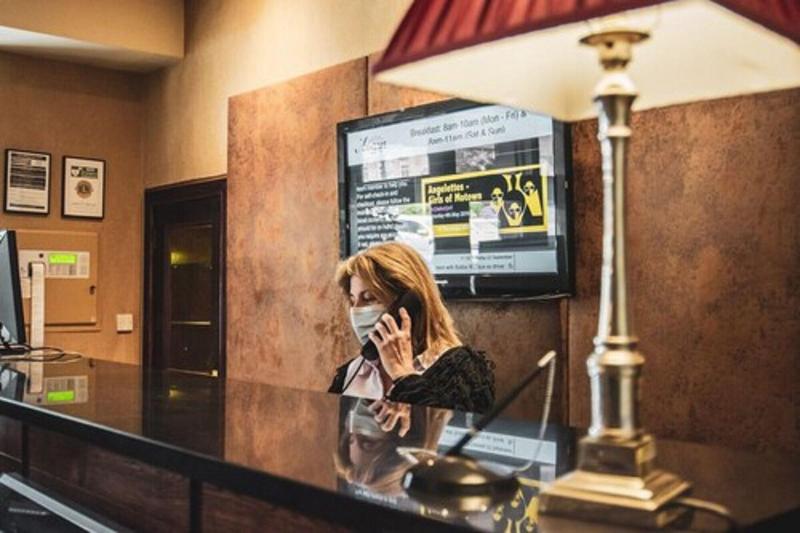 Angus Hotels - Lobi