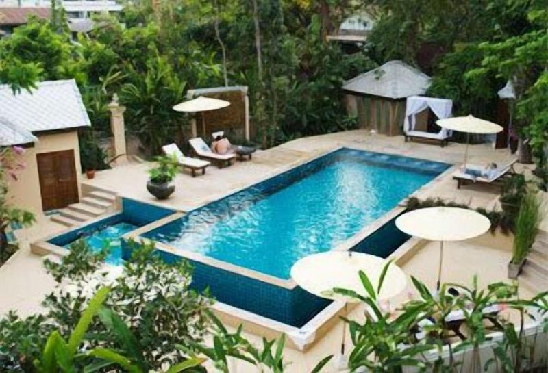 Changpuak Hotel Chiang Mai - Havuz