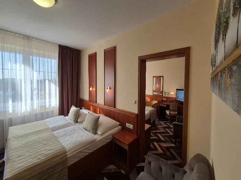 Primavera Hotel & Congress Centre - Oda