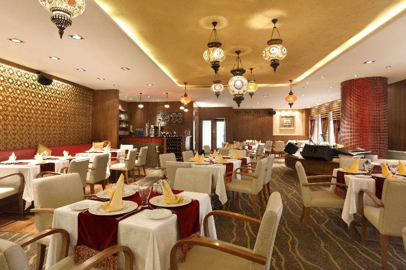 Montreal Barsha Hotel - Restoran