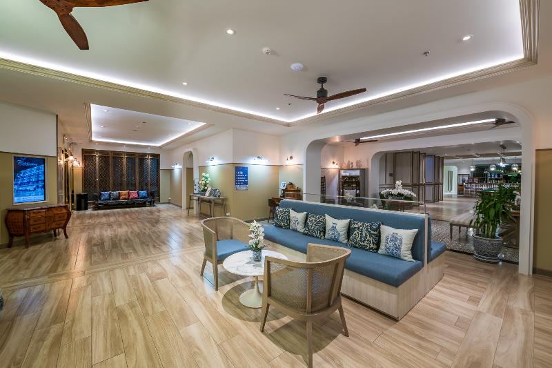 Sawaddi Patong Resort & Spa by Tolani - Lobi