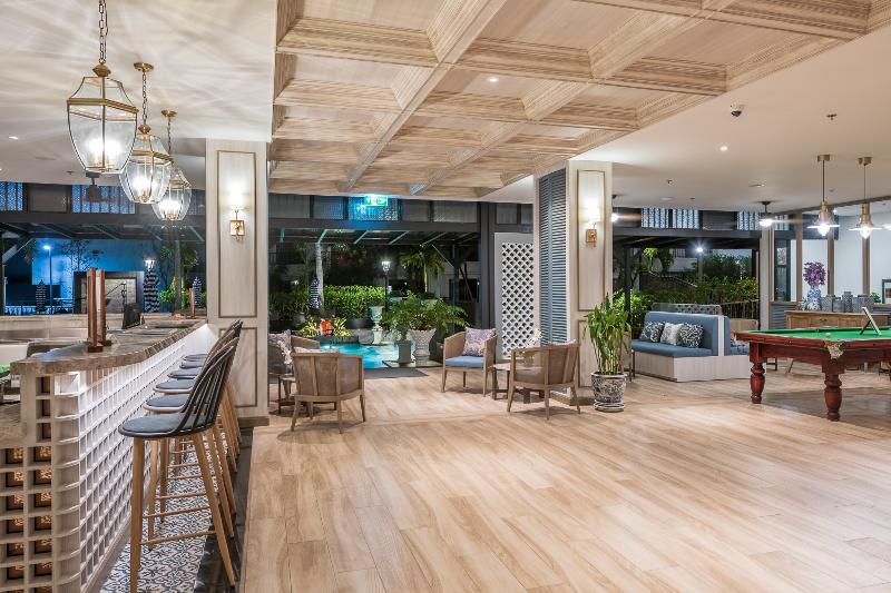 Sawaddi Patong Resort & Spa by Tolani - Lobi