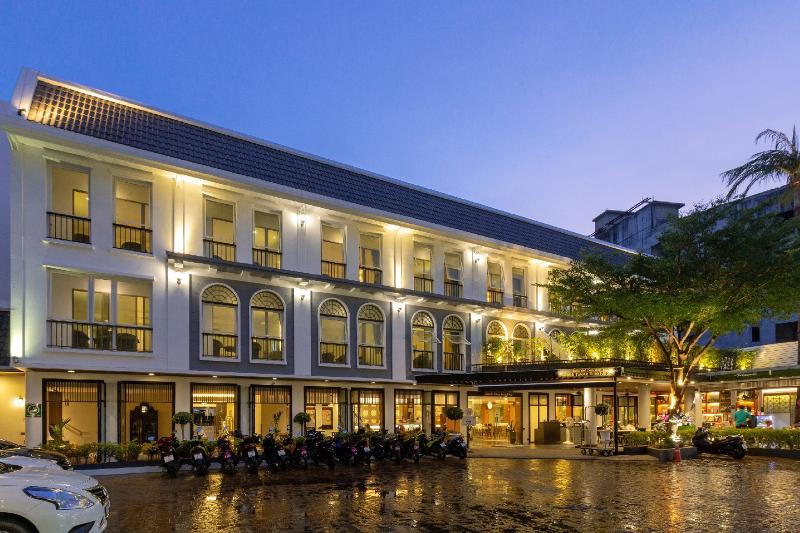 Sawaddi Patong Resort & Spa by Tolani - Genel