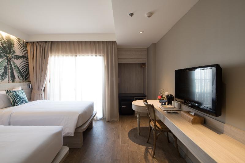 Sawaddi Patong Resort & Spa by Tolani - Oda
