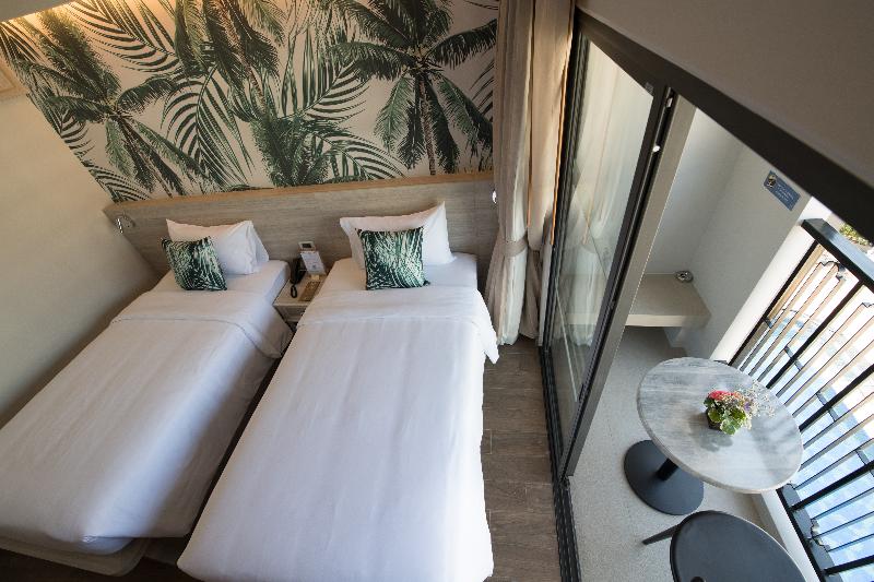Sawaddi Patong Resort & Spa by Tolani - Oda