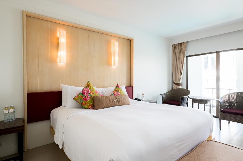 Sawaddi Patong Resort & Spa by Tolani - Oda