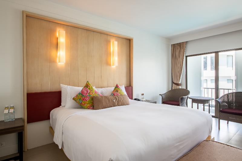 Sawaddi Patong Resort & Spa by Tolani - Oda