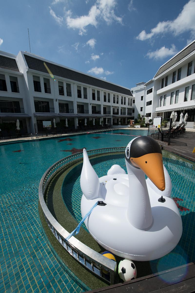 Sawaddi Patong Resort & Spa by Tolani - Havuz