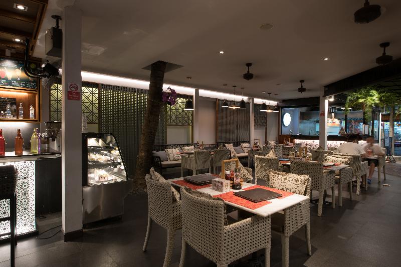 Sawaddi Patong Resort & Spa by Tolani - Restoran