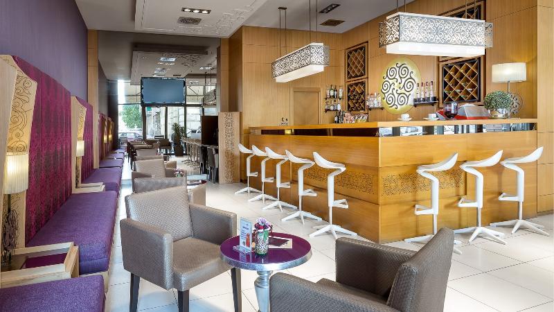 Marmara Hotel****Budapest - Bar