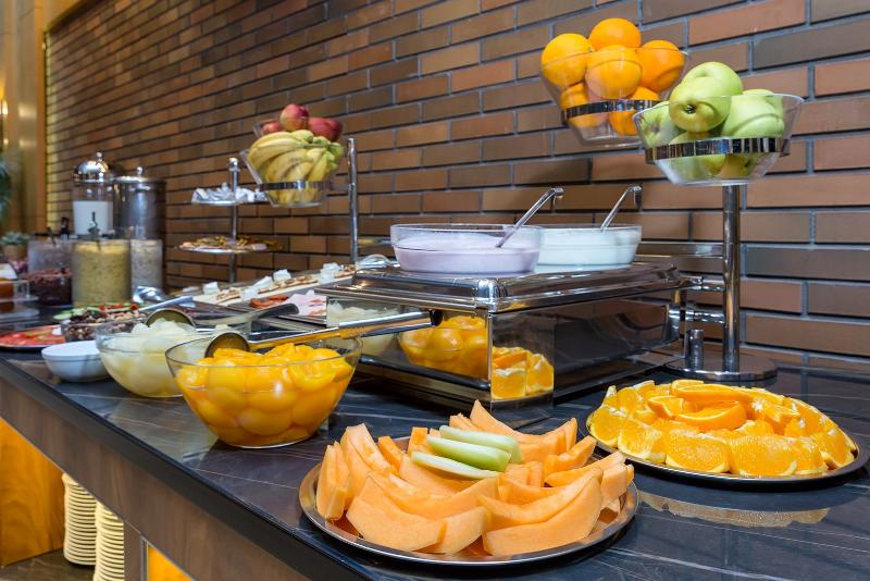 Marmara Hotel****Budapest - Restoran