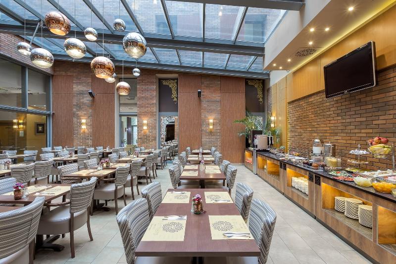 Marmara Hotel****Budapest - Restoran