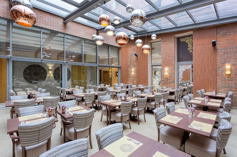 Marmara Hotel****Budapest - Restoran