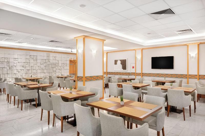 Danubius Hotel Arena - Bar