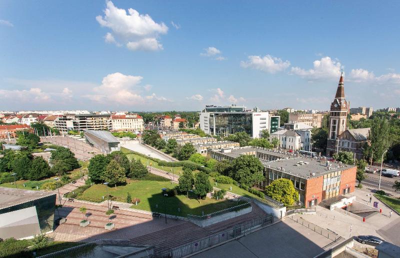 Danubius Hotel Arena - Genel