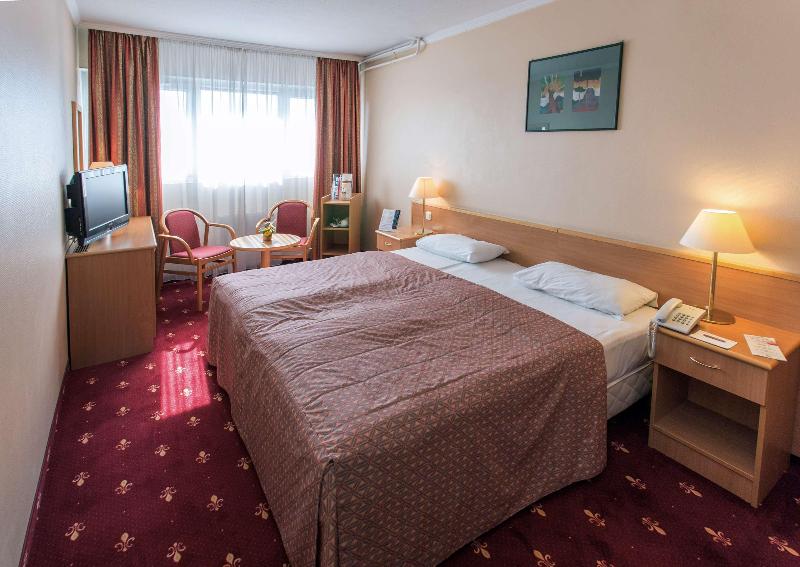 Danubius Hotel Arena - Oda