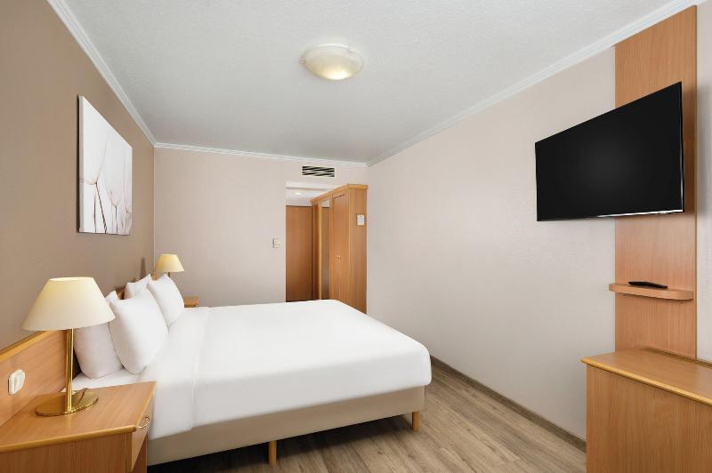 Danubius Hotel Arena - Oda