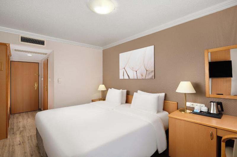 Danubius Hotel Arena - Oda