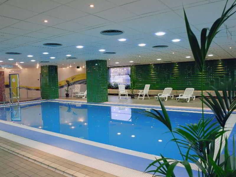 Danubius Hotel Arena - Havuz