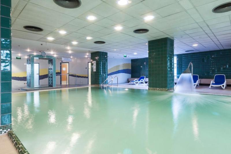 Danubius Hotel Arena - Havuz