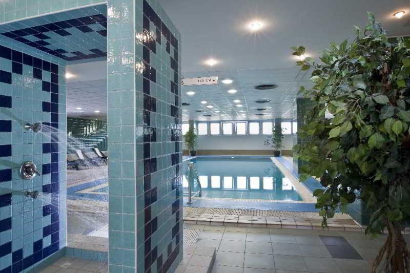 Danubius Hotel Arena - Havuz