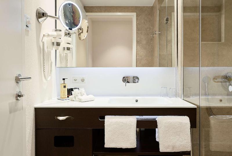 Hyperion Hotel Basel - Oda