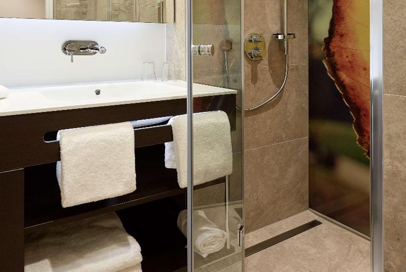 Hyperion Hotel Basel - Oda