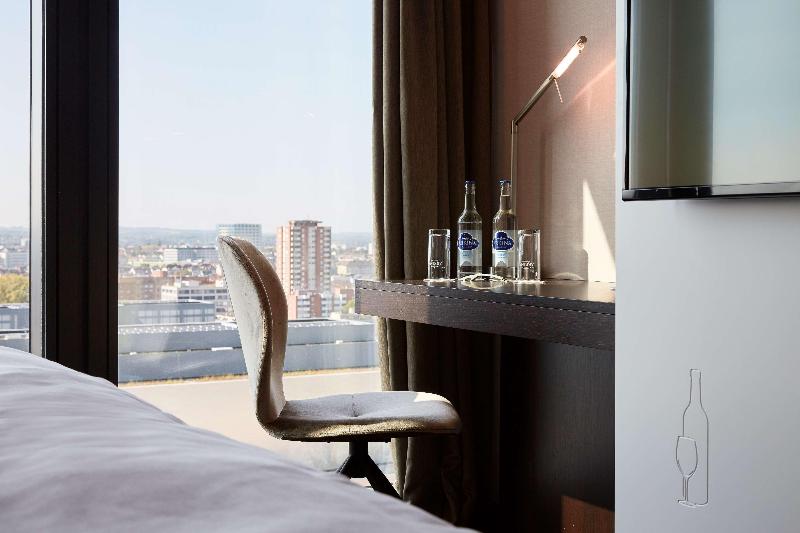 Hyperion Hotel Basel - Oda