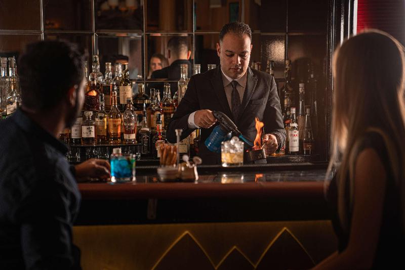 Kempinski Nile Hotel - Bar
