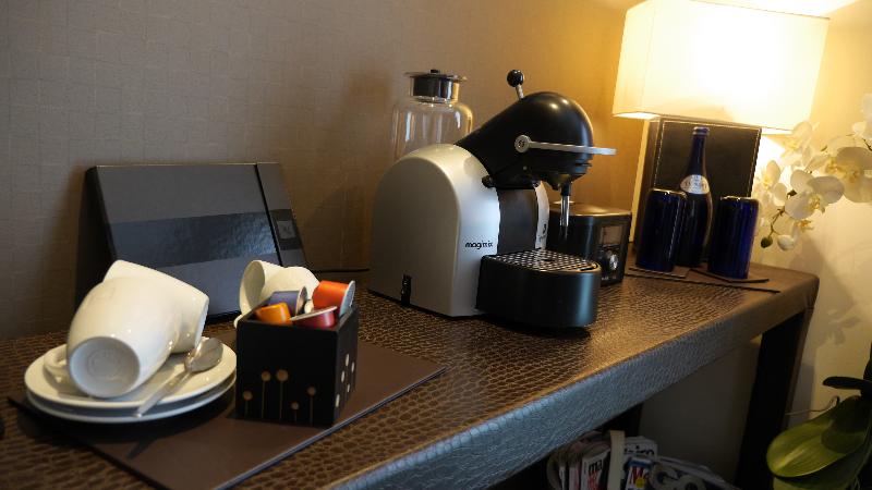 The Big Blue Hotel - Oda