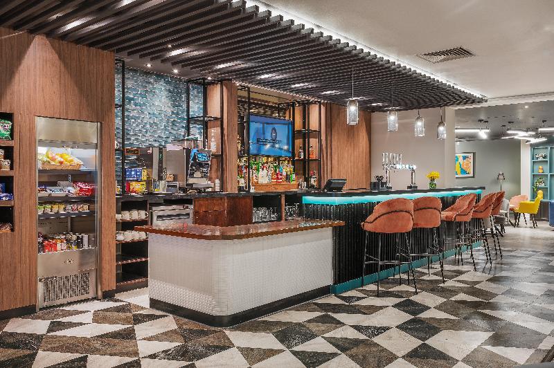 Holiday Inn Leeds Wakefield M1 J40 - Bar