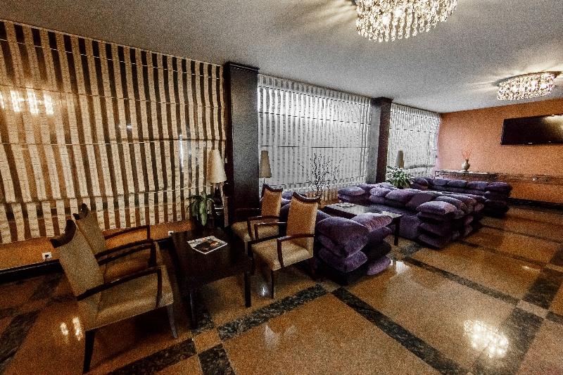 The Crown Hotel - Lobi
