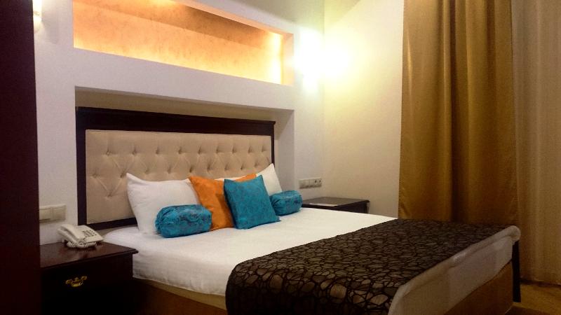 The Crown Hotel - Oda