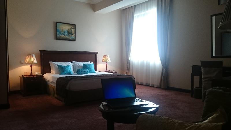 The Crown Hotel - Oda