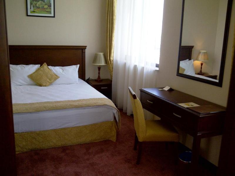 The Crown Hotel - Oda