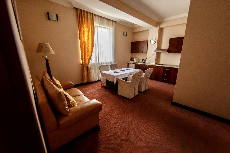 The Crown Hotel - Oda