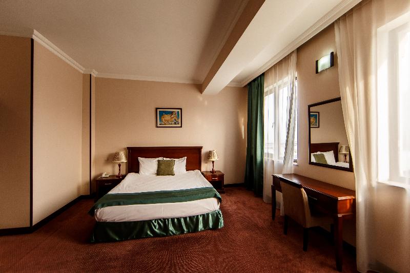 The Crown Hotel - Oda
