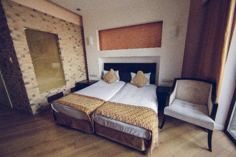 The Crown Hotel - Oda