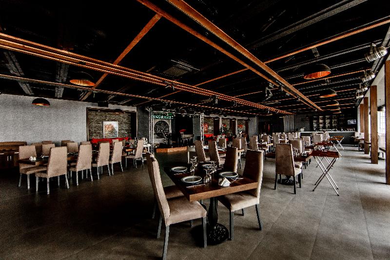 The Crown Hotel - Restoran